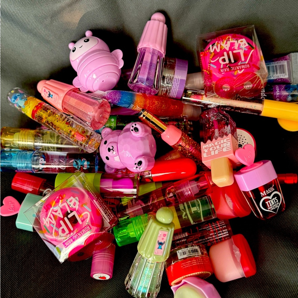 Lip gloss..! All miss